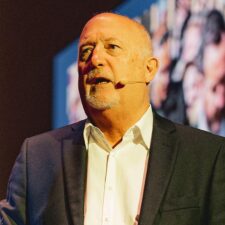 Interview with Simon Dinsdale